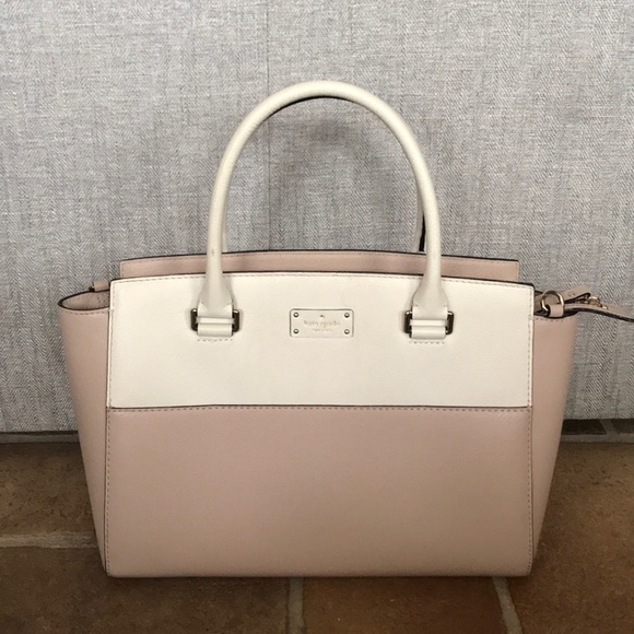 kate spade Handbags - Pink and White Kate Spade Purse ♠️